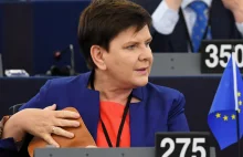 B. Szydło znów przegrała głosowanie na szefową komisji