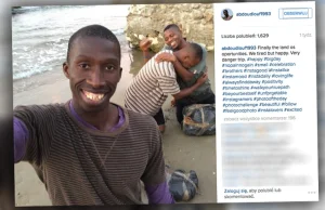 Selfie, które zmyliły tysiące internautów. Jego podróż do Europy była...