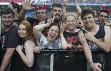 Fani heavy metalu według badań zdradzają najrzadziej