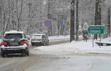 Górale chcą zakazu jazdy na letnich oponach zimą.