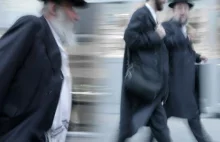 Francuscy Żydzi masowo emigrują do Izraela. Uciekają przed islamistami