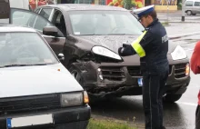 Po drobnej kolizji są w szoku i boją się chodzić po ulicach. Prześwietli...