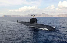 Od kilkunastu lat budują okręt podwodny S-80. Jest dwa razy droższy niż...