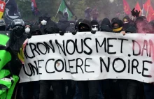 Tysiące demonstrantów demoluje Paryż