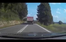 Polskie drogi - wypadek ciężarówki