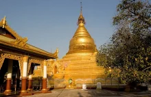Największa książka świata - Złota Pagoda. 1640 kamiennych stron o wys. 1,5m
