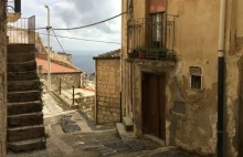 Tak wyglądają domy za 4 zł, które sprzedaje miasto na Sycylii