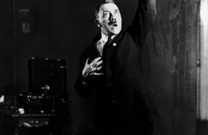 Jak Hitler ćwiczył swe charyzmatyczne przemowy