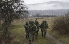 Ukraina na żywo: Rosjanie Szturmują dwie jednostki wojskowe na Krymie