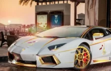 Pokryty złotem Lamborghini Aventador zmierza do Kataru
