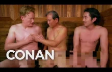 Conan O'Brien i Steven Yeun odwiedzają Koreańskie Spa