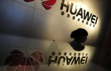 ABW wchodzi do biura Huawei w Polsce. Są zatrzymani