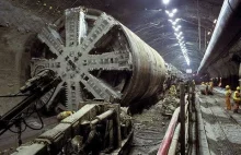 Modern TUNNELS and SUPER MACHINES for their Construction