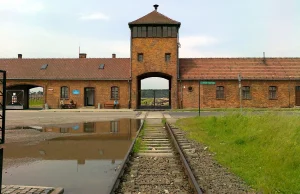 Auschwitz: symbol terroru, ludobójstwa i Holocaustu