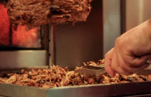 Mięso na kebaby pochodziło z rzeźni prowadzącej ubój chorych krów?