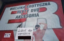 Jarosław: W Jarosławiu protestujący wygrali z sex shopem