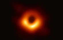 Pierwsze zdjęcie czarnej dziury.