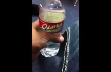 Jak szybko wypić wodę z butelki
