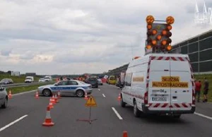 Tragiczny wypadek na A1. Pieszego potrącił TIR