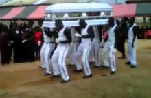 Impreza pogrzebowa w Ghanie