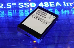 2,5-calowy dysk SSD Samsunga o pojemności 16 TB