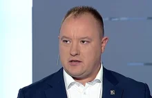 Cisza w telewizyjnym studiu. Poseł Kukiz 15’ modli się za współrozmówców