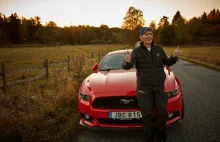 Najstarszy właściciel nowego Mustanga 5.0 V8 ma 97 lat