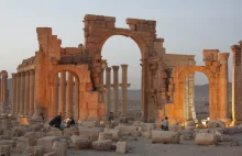 Dżihadyści zburzyli starożytną świątynię w Palmyrze