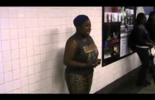 Bezdomna Kobieta, śpiewa piosenkę Beyonce w Nowojorskim metrze!