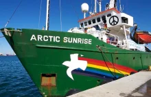 Greenpeace zaatakowany przez Marynarkę Wojenną Hiszpanii. 4 osoby ranne