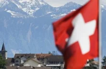 27 proc. Szwajcarów jest „pod kreską”
