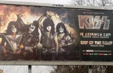Plakat zespołu Kiss propaguje symbole nazistowskie?