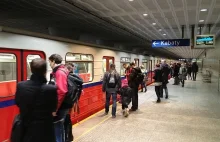 Metro zostaje do czerwca