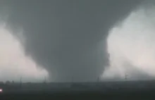 Kolejne video przedstawiające tornado buszujące w Oklahomie