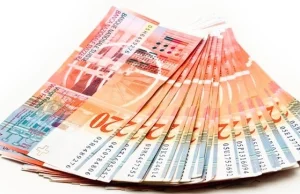 Szwajcarzy poparli w referendum ograniczenie wynagrodzeń menedżerów