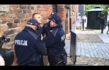 B. Komorowski w Toruniu! BOR i Policja odciągają Obywatela, który chciał...