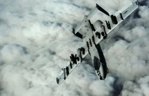 Wojna z ISIS przywraca do łask samoloty A-10 Thunderbolt