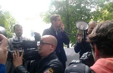 Policja gazem w narodowców przed Sejmem