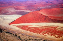 Szwajcarski fotograf Manuel Jung stworzył cykl zdjęć niezwykłej pustyni Namib