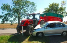 Nieostrożność traktorzysty doprowadziła do groźnego wypadku