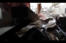 Zapis wideo z domu przez które przeszło tornado...