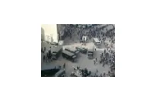 Kolejny samochód przejechał po manifestantach w Egipcie - DORWALI GO!