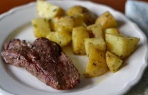 Ziemniaki i wołowina do lamusa