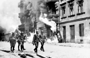 Rosja odtajniła raport dla Stalina o Warszawie z 1945.