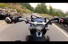 13 minut zakrętów czyli Stelvio Pass w Alpach na KTM 690 Supermoto