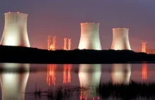 Rosja zbuduje dwa reaktory atomowe w Iranie