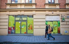 Największa sieć małych sklepów w Polsce będzie sprzedana
