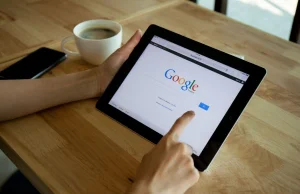 Wyszukiwarka Google już nie będzie taka sama: usuwa dwie popularne funkcje