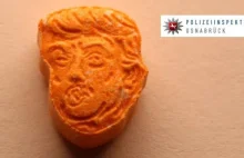 Policja zarekwirowała kilka tysięcy tabletek ecstasy w kształcie głowy Trumpa