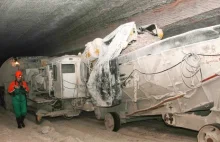 Rosja: Górnicy uwięzieni po pożarze w kopalni